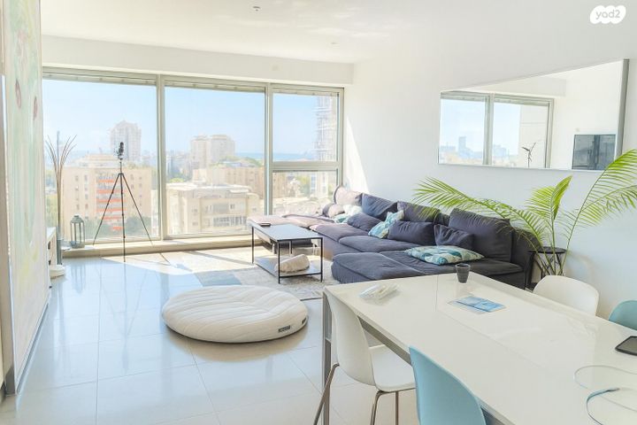 ניסים אלוני 3