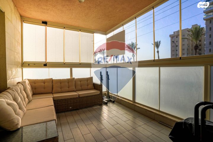 דירה, הבריגדה היהודית 56, גלי הים, נתניה