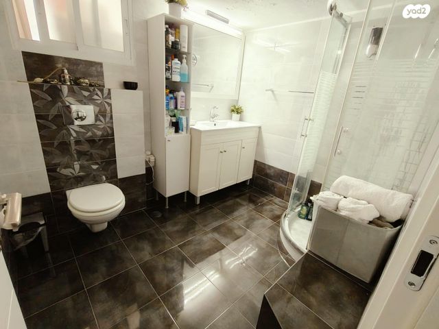 דירה, טשרניחובסקי, גבעת הורדים, רסקו, ירושלים