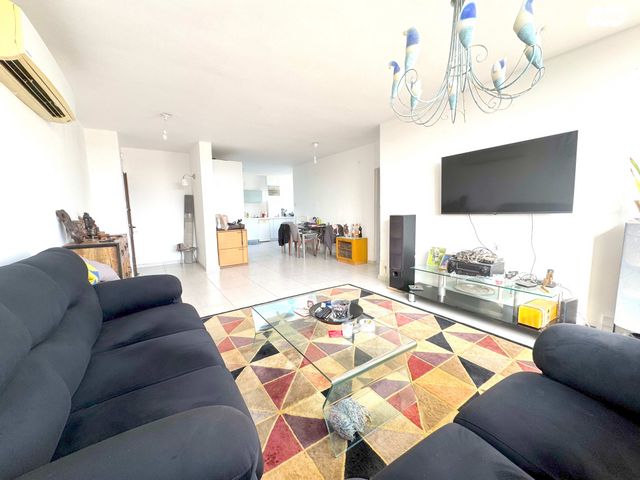 הרצליה הצעירה