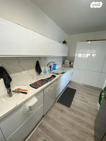 דירה, טשרניחובסקי, גבעת הורדים, רסקו, ירושלים