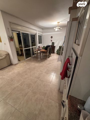 דירה, המעגל, שכונת חשמונאים, מרכז העיר א, רמת גן