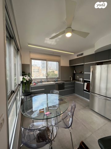 גג/ פנטהאוז, לב תל אביב, לב העיר צפון, תל אביב יפו