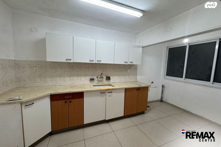 דירה, יוסף אהרונוביץ', נווה רמז, חולון