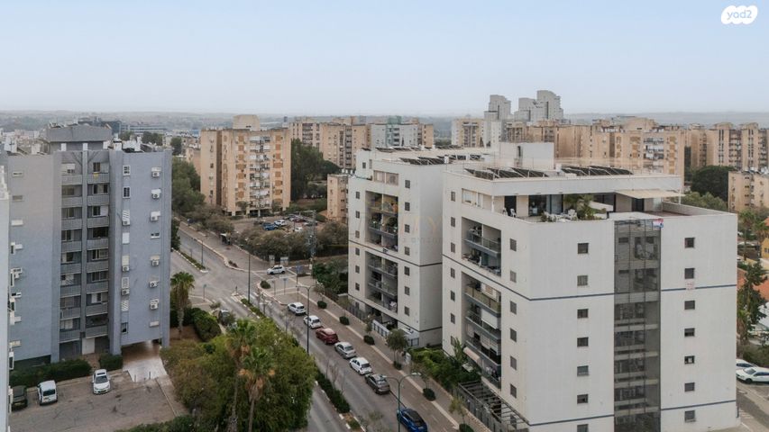 דירת גן, ש"י עגנון 3, קרית נורדאו, נתניה