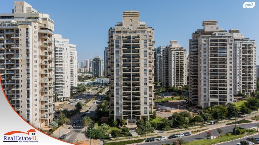 דירה, אהוד מנור, עיר ימים, נתניה