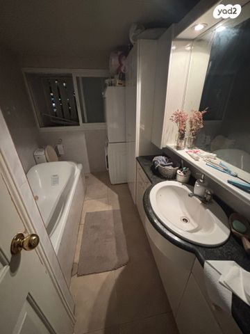 דירה, המעגל, שכונת חשמונאים, מרכז העיר א, רמת גן