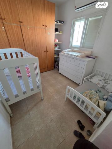 דו משפחתי, שיכון ג, טבריה