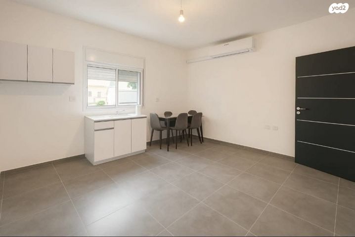 דירה, הרצל 65, שכונת האוצר, חדרה