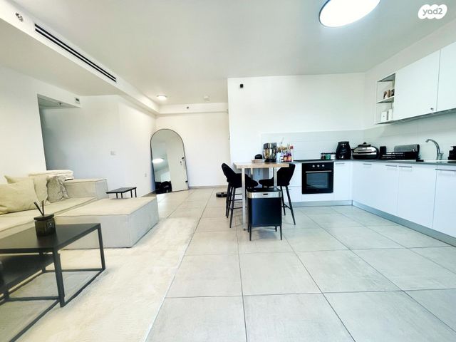 דירה, מודיעין מכבים רעות