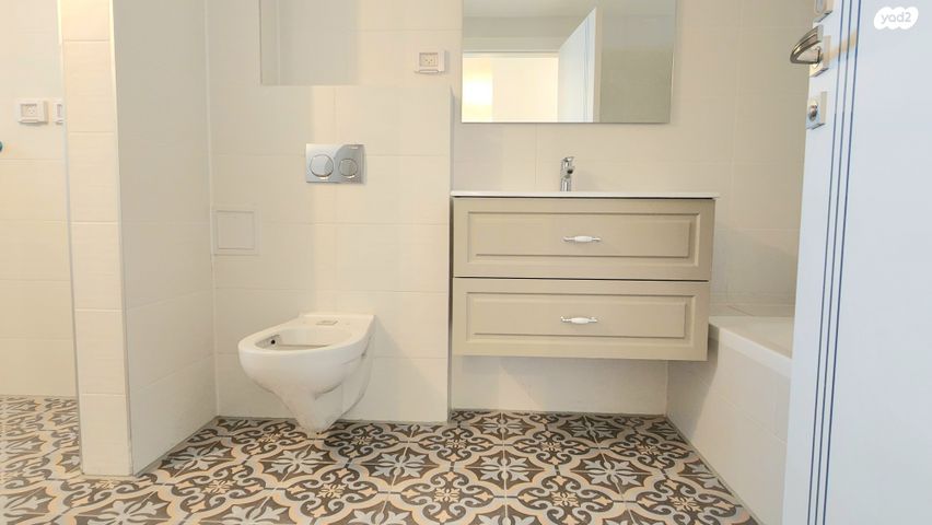 דירה, שיכון רסקו, קרית אונו