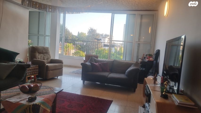 דירה, נווה יהודה, רחובות