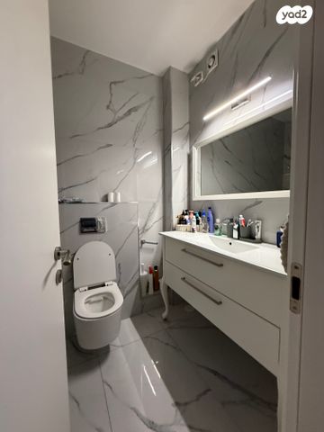 דירה, יחזקאל שטרייכמן, הגוש הגדול, רמת אביב החדשה, נופי ים, תל אביב יפו