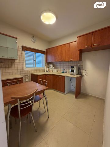 דירה, המפוחית, נאות אשלים, ראשון לציון