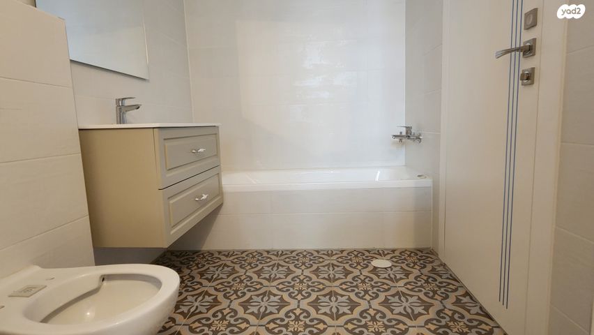 דירה, שיכון רסקו, קרית אונו