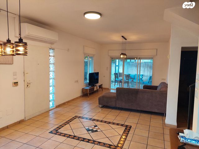 בית פרטי/ קוטג', יצחק יציב, קרית חיים מזרחית, חיפה