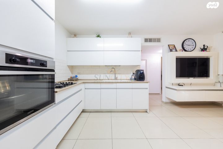 דירת גן, ש"י עגנון 3, קרית נורדאו, נתניה