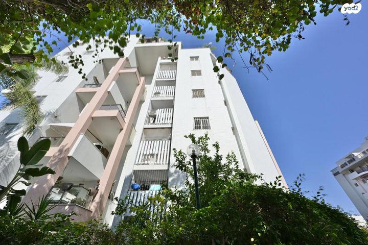 דירה, רא"ל מוטה גור, היובל, שרונה, רחובות