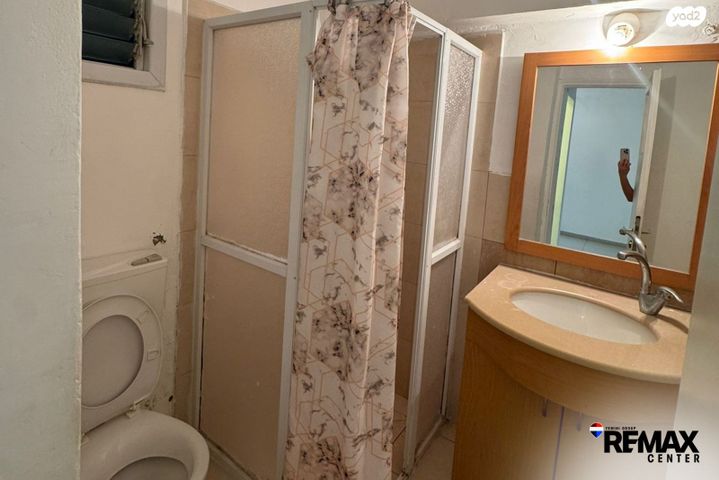 דירה, יוסף אהרונוביץ', נווה רמז, חולון