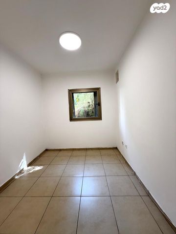 דירה, הרב קוסובסקי, בבלי, תל אביב יפו