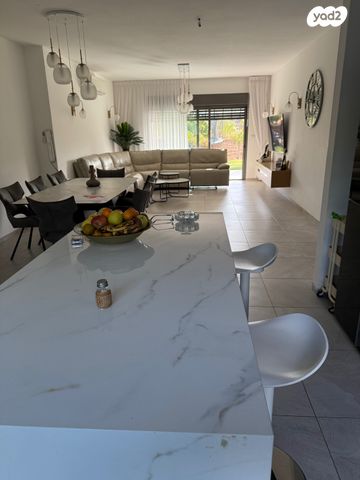 בית פרטי/ קוטג', מחניים