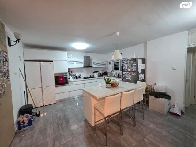 דירה, גיורא יוספטל 17, גיורא, רמלה