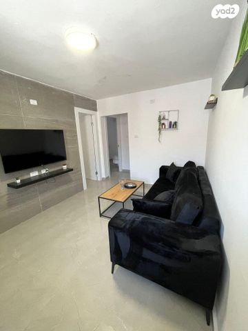 דירה, הקנאים, באר שבע