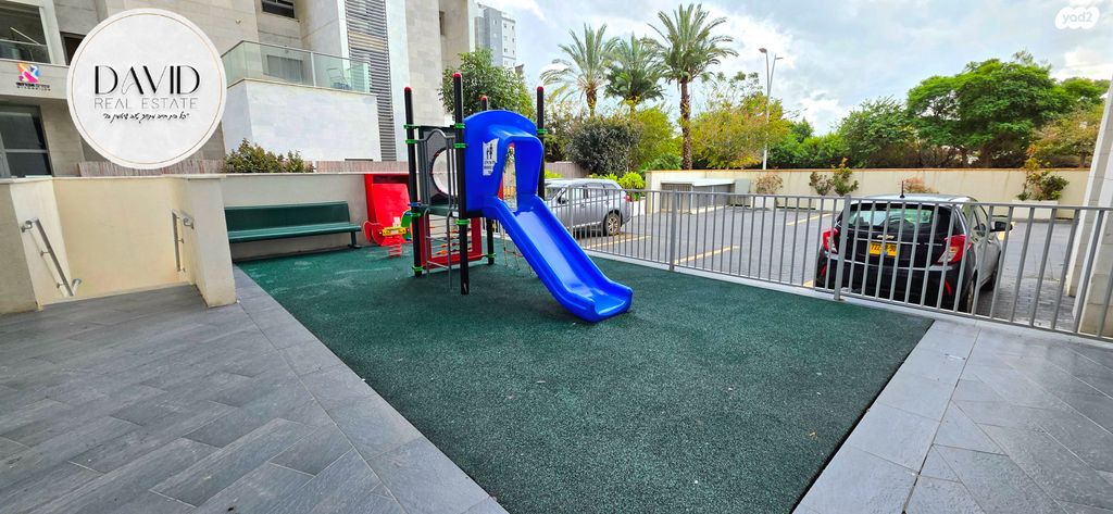 דירה, חטיבת גולני 61, אחוזת דניה, חדרה