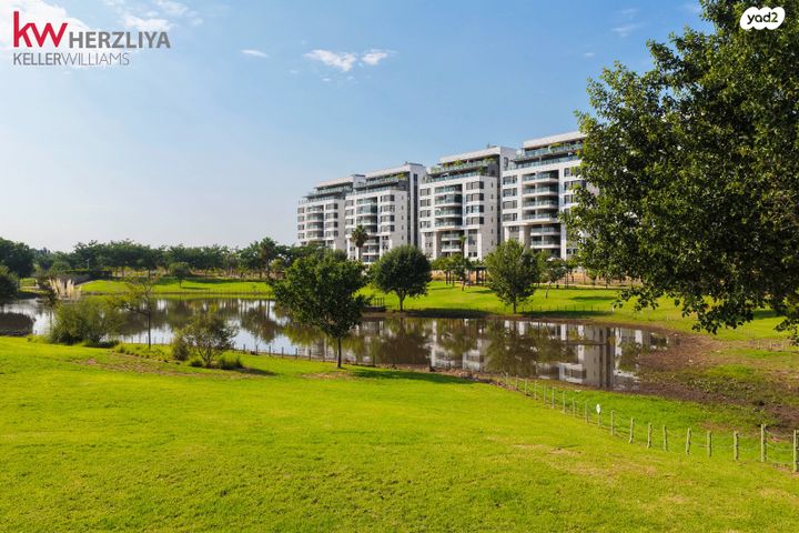 דירת גן, תוף מרים 4, גליל ים (מתחם הכוכבים), הרצליה