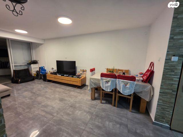 דירה, גיורא יוספטל 17, גיורא, רמלה