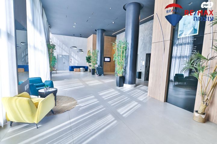 דירה, חיים חפר, הרקפות, ראשון לציון