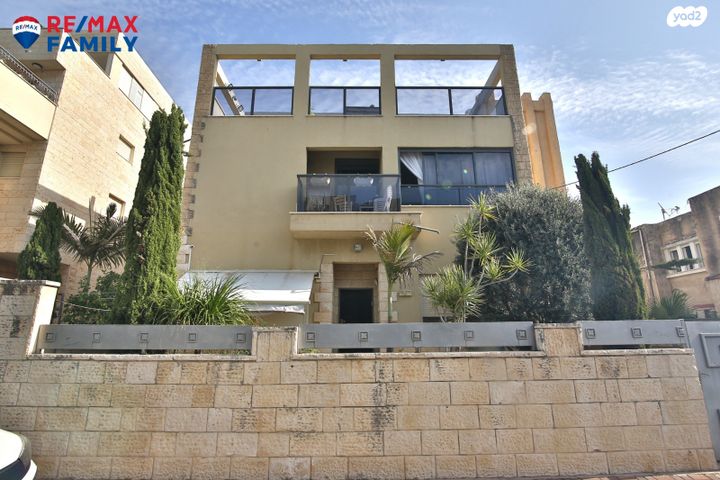 דירת גן, הרב קוק, מוצקין הותיקה, קרית מוצקין