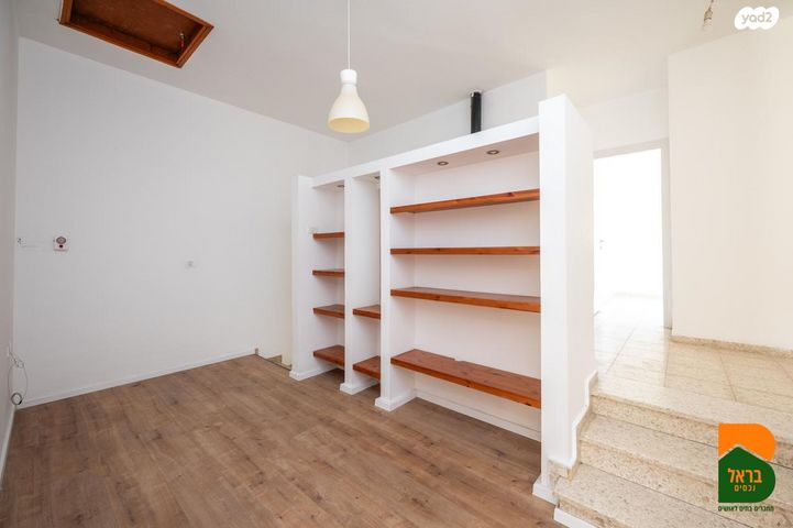 דו משפחתי, מושבה מרכז, זכרון יעקב