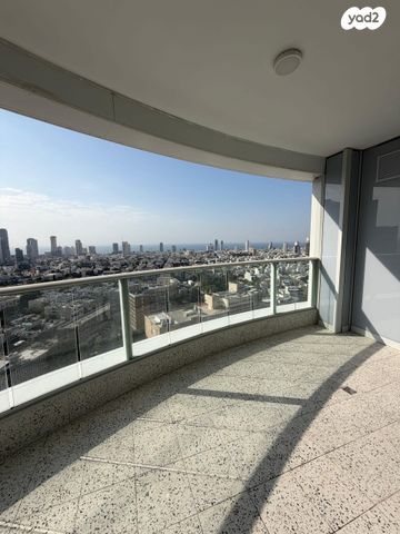 דירה, גרציאני יצחק, גני שרונה, קרית הממשלה, תל אביב יפו