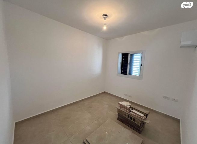 דירה, זאב אורלוב, פתח תקווה