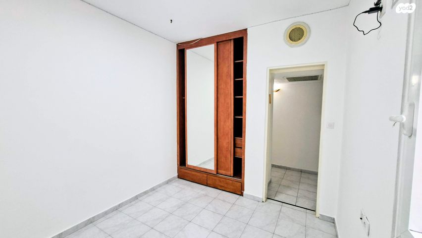 דירה, הרב קטרוני 42, המרכז השקט / מרכז העיר, פתח תקווה