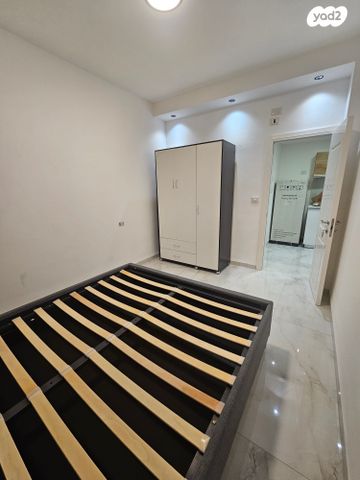 דירה, קרית אתא