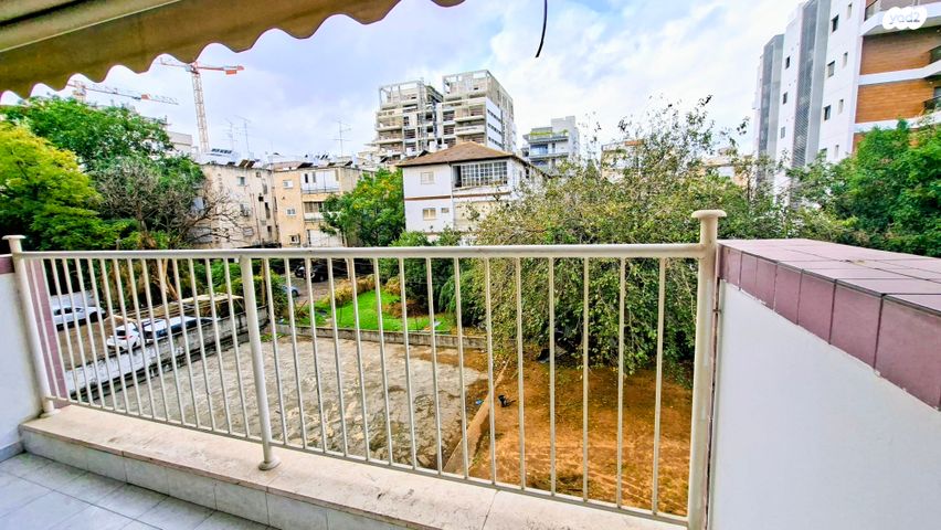 הרב קטרוני 42