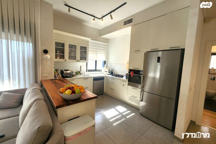 דירת גן, נווה זמר, רעננה