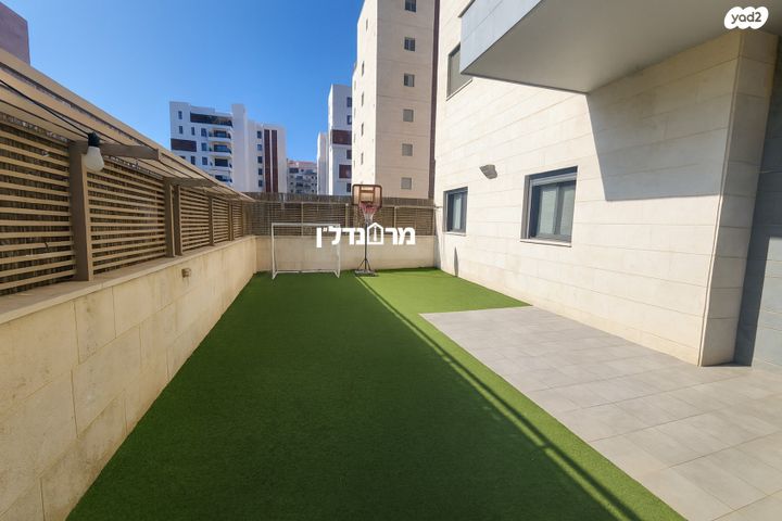 דירת גן, נווה זמר, רעננה