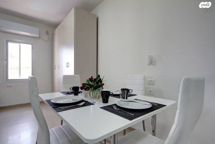 סטודיו/ לופט, דוסתאי, קטמון הישנה, ירושלים