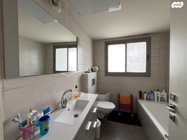 דירה, צרת, מקור חיים, ירושלים