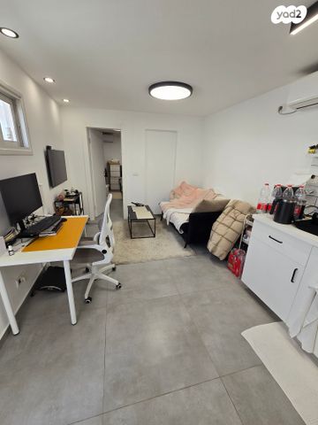 יחידת דיור, נווה עמל, הרצליה