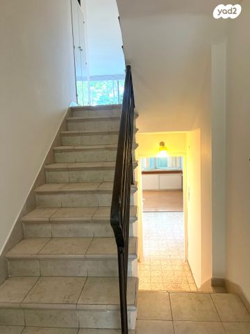 דופלקס, תל אביב יפו