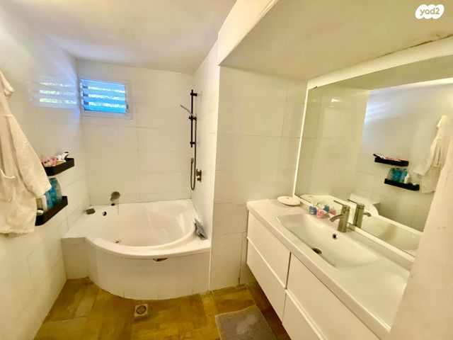 בית פרטי/ קוטג', אלישמע