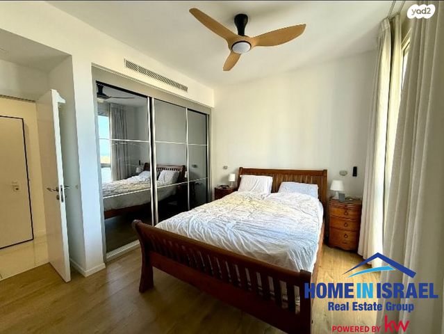 דירה, אהוד מנור, עיר ימים, נתניה