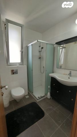 דירה, ניסים אלוני, צמרות איילון, פארק צמרת, תל אביב יפו