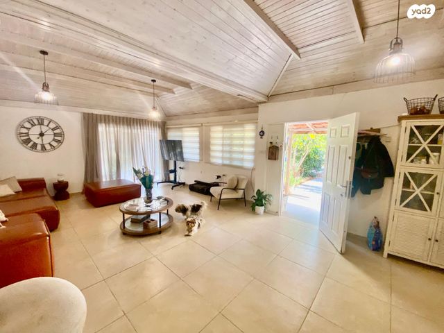 בית פרטי/ קוטג', אלישמע