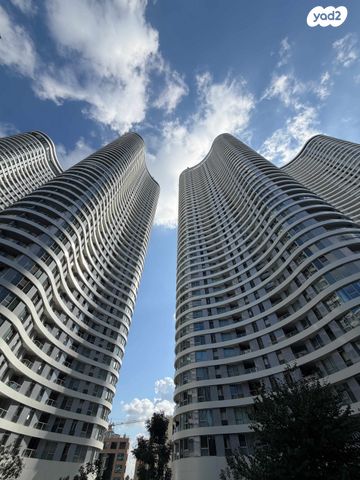 דירה, גרציאני יצחק, גני שרונה, קרית הממשלה, תל אביב יפו