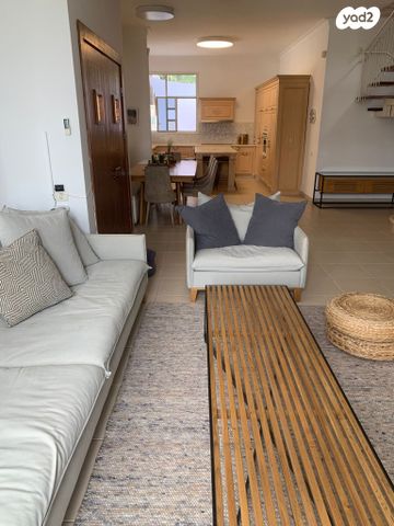 בית פרטי/ קוטג', יד רמב"ם